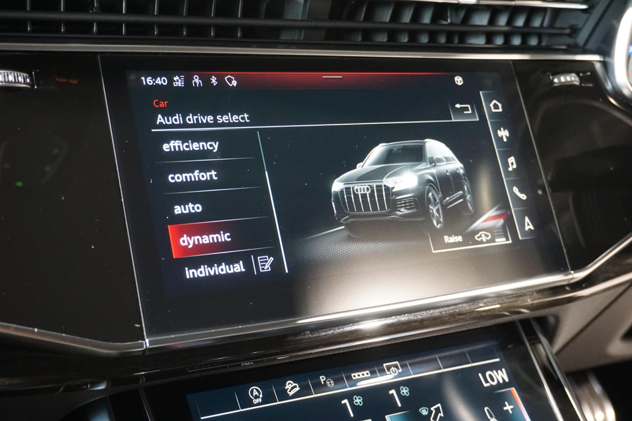 Audi Q7 3.0 TFSI V6 55 Black Edition SUV 5dr Petrol Tiptronic quattro Euro 6 (s/s) (340 ps)